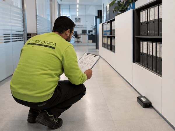 Monitoraggio infestanti e piani periodici per uffici ed enti pubblici
